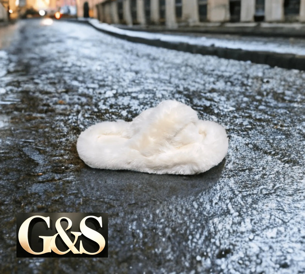 DY 615 Women’s Slippers - G&S