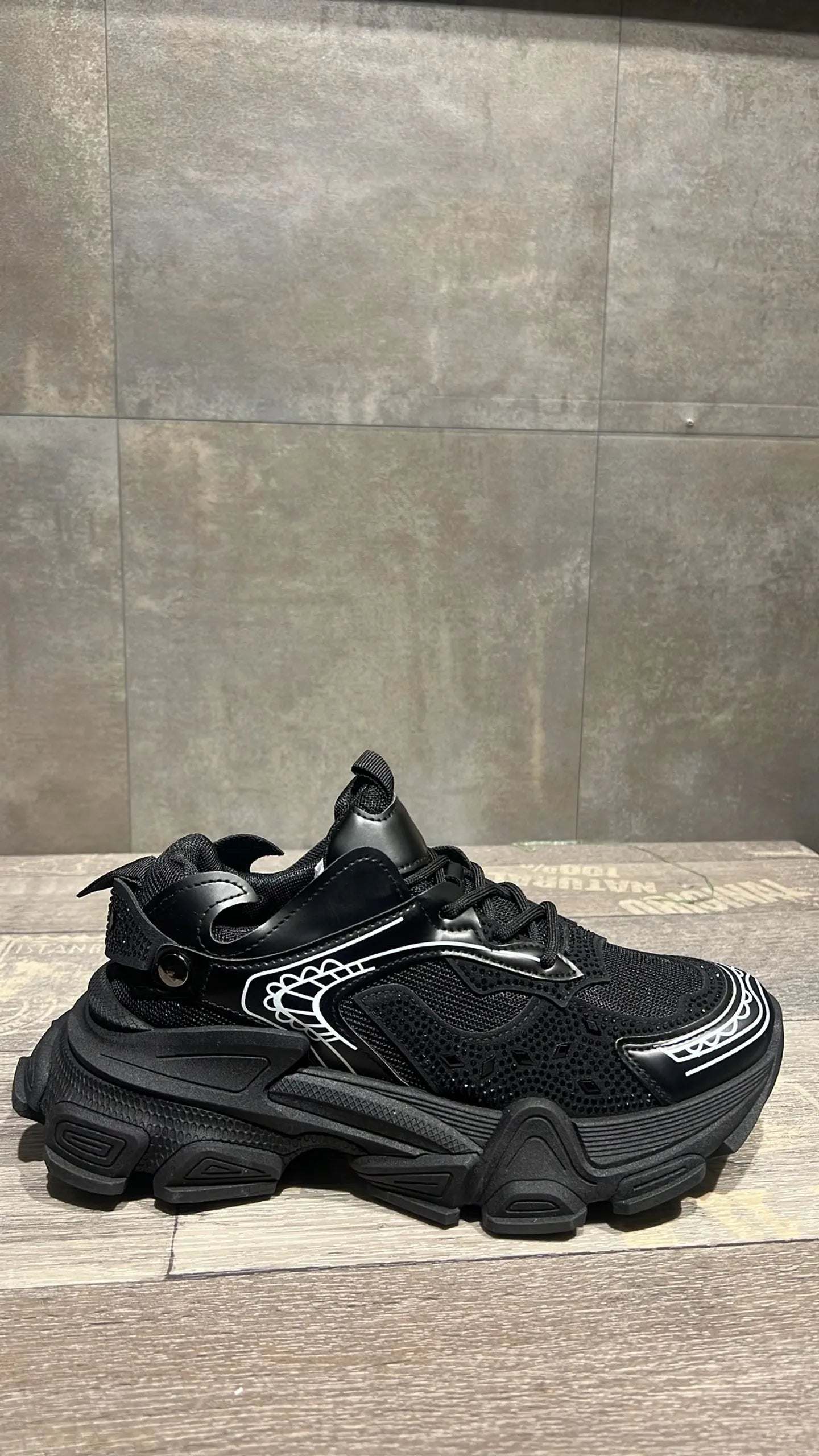 CHW AC10 Women’s Sneakers - G&S