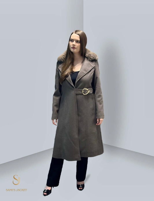 Stylish women's winter coat with belt and fur collar, perfect for cold weather and versatile layering options.