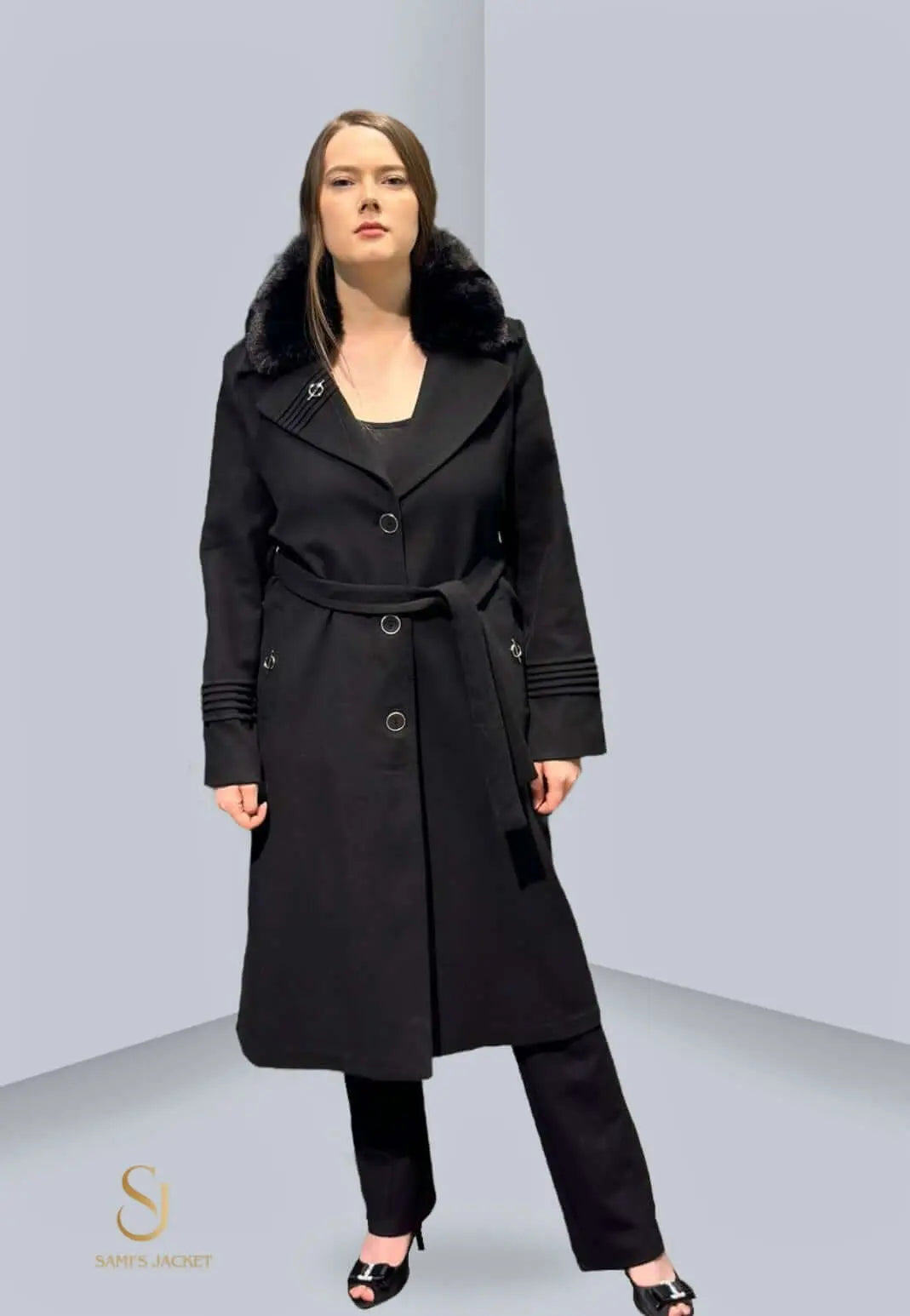 Fashionable black winter coat for women with a stylish design, perfect for layering in colder seasons.