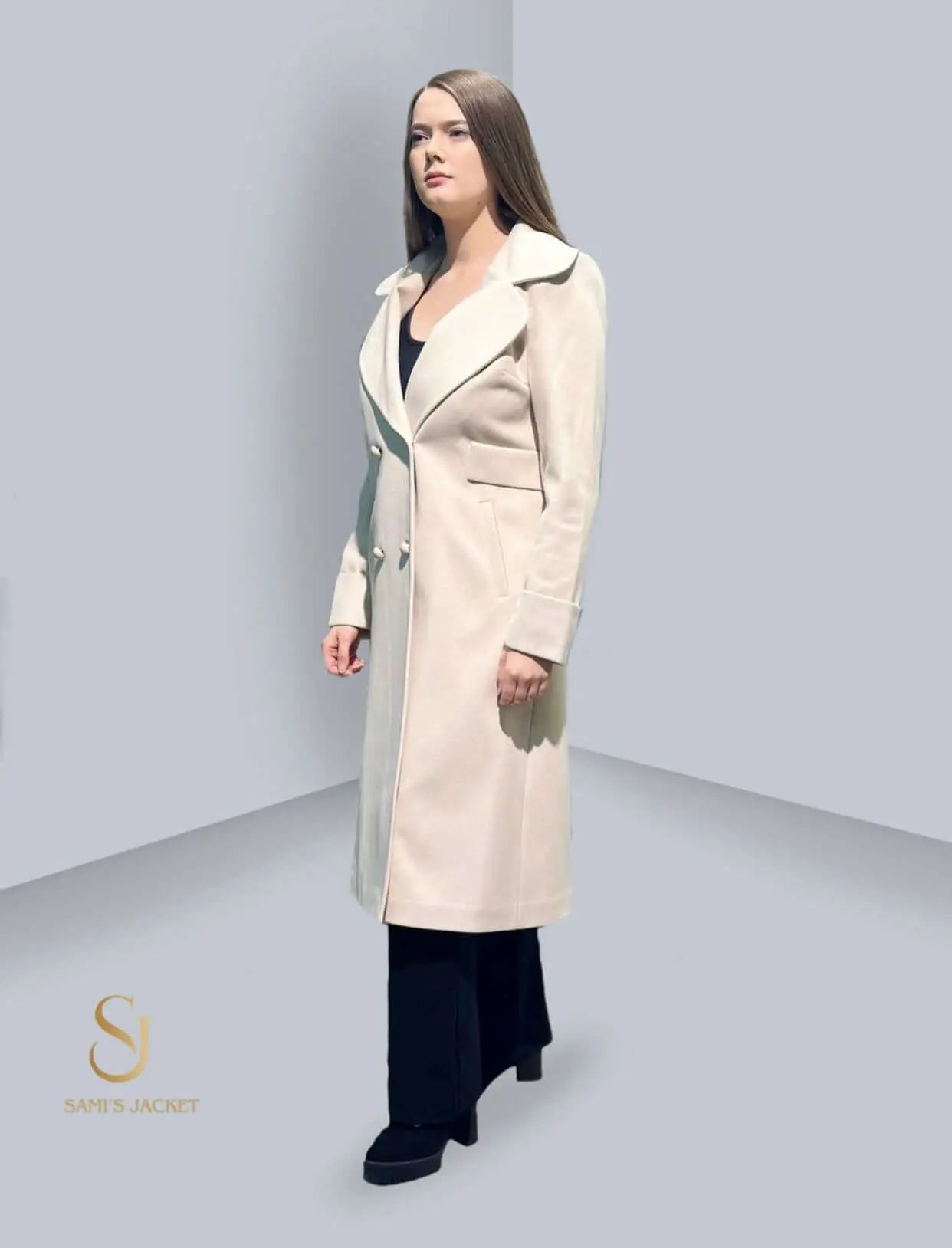 Stylish Model 1028 jacket in cream, showcasing modern design for women’s winter fashion and comfort.