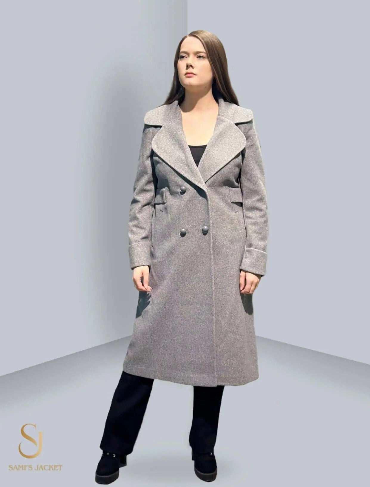 Stylish women's grey tailored winter coat with double-breasted design, perfect for cold weather outings.