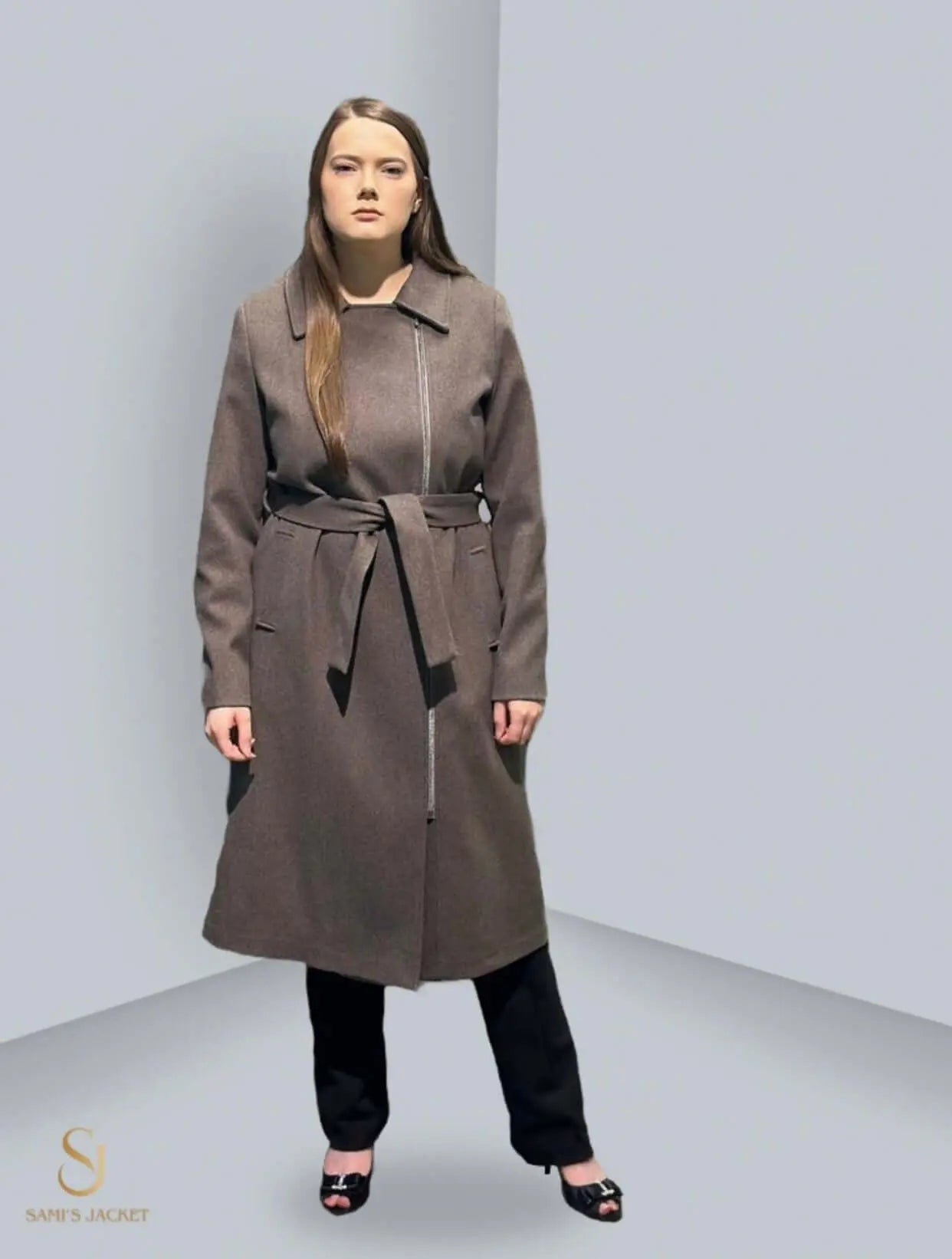 Model 1011 women's teddy coat in stylish gray, featuring a belted design, perfect for winter layering and warmth.