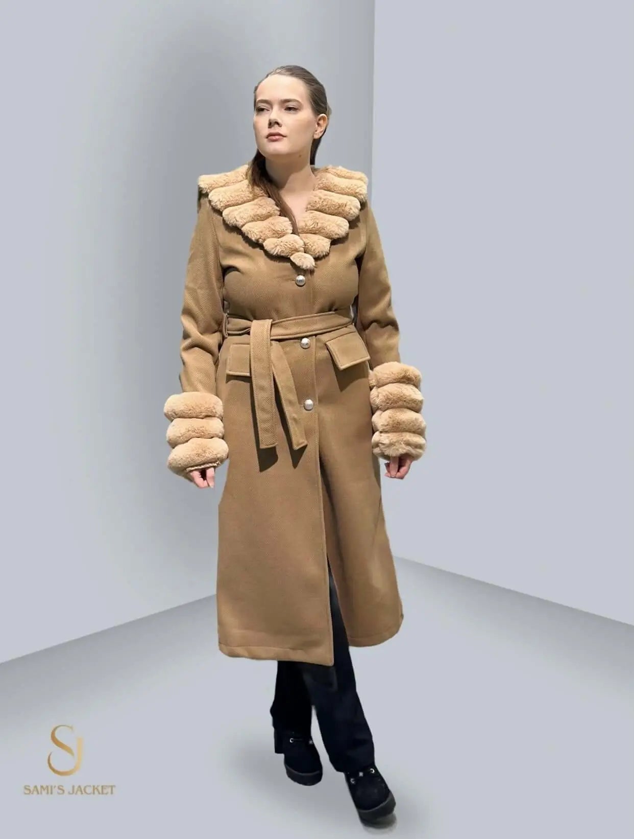 Elegant women's winter coat with faux fur trim, stylish long design, perfect for winter fashion and warmth.