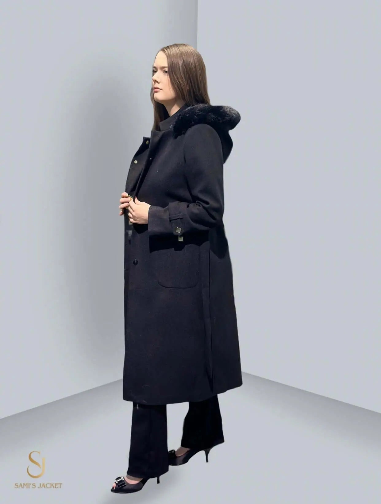 Model 1013 versatile black winter jacket with hood, perfect for stylish layering and warmth in colder seasons.