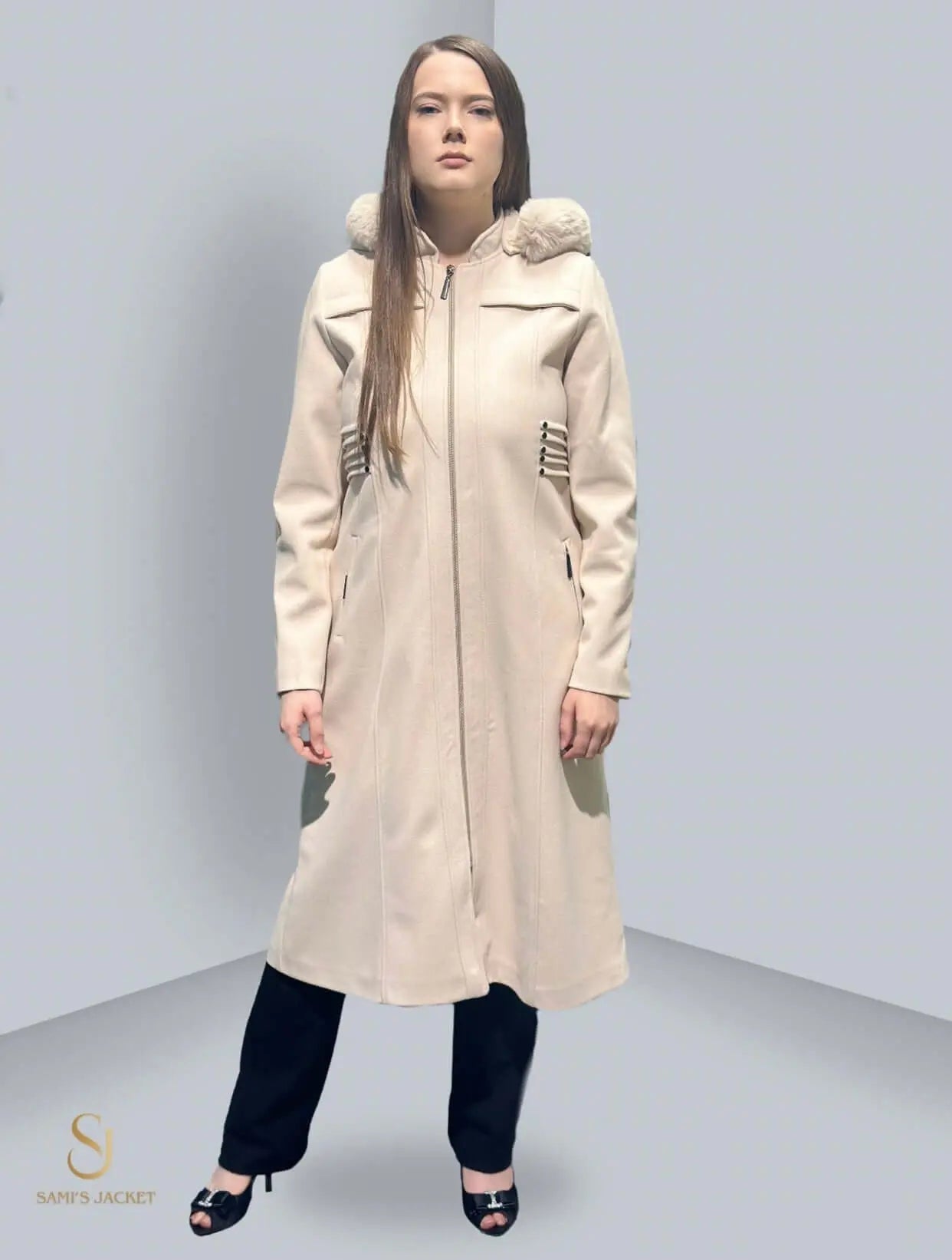 Stylish winter jacket for women, featuring a modern design and warm hood, perfect for cold weather layering.