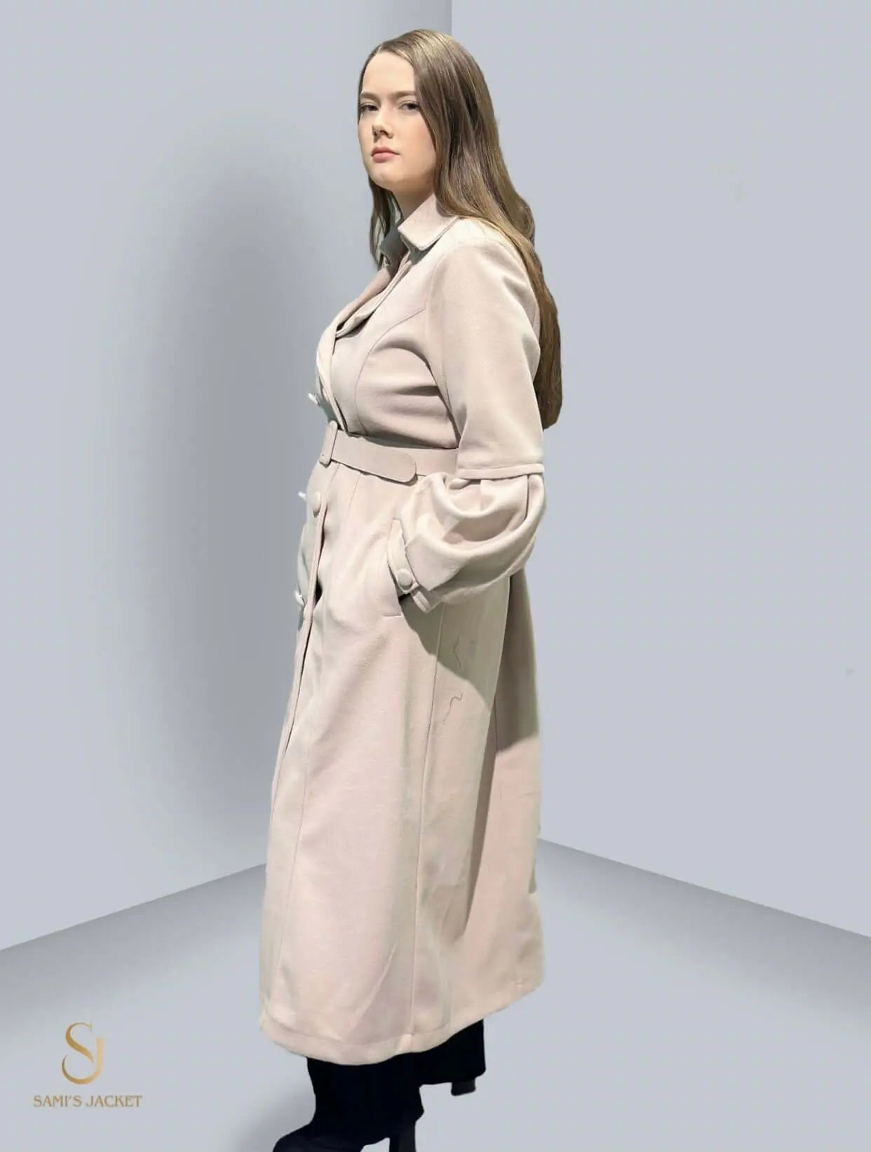 Elegant long winter coat for women, perfect for chilly weather, showcasing stylish design and luxurious texture.