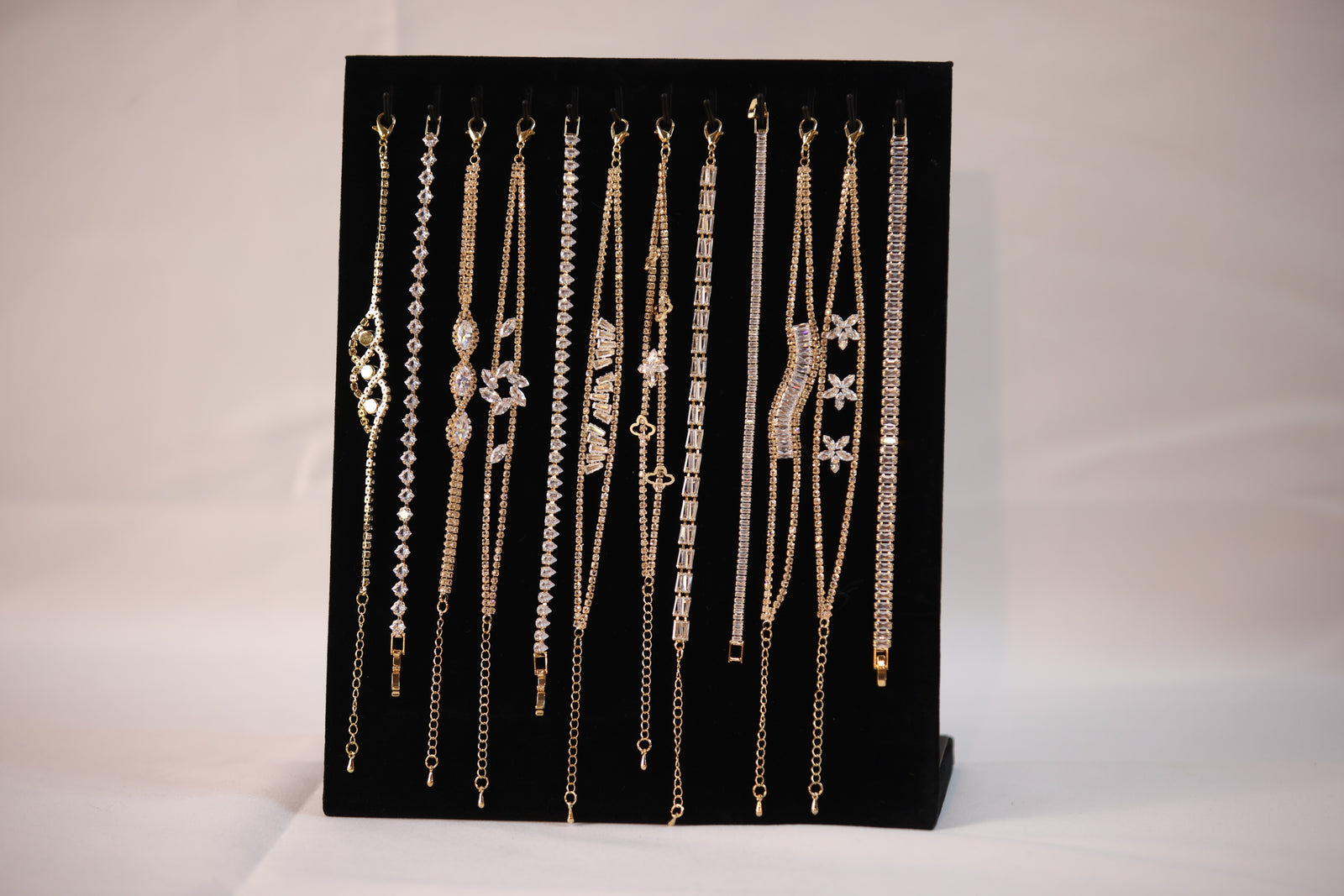 Eternelle Necklace