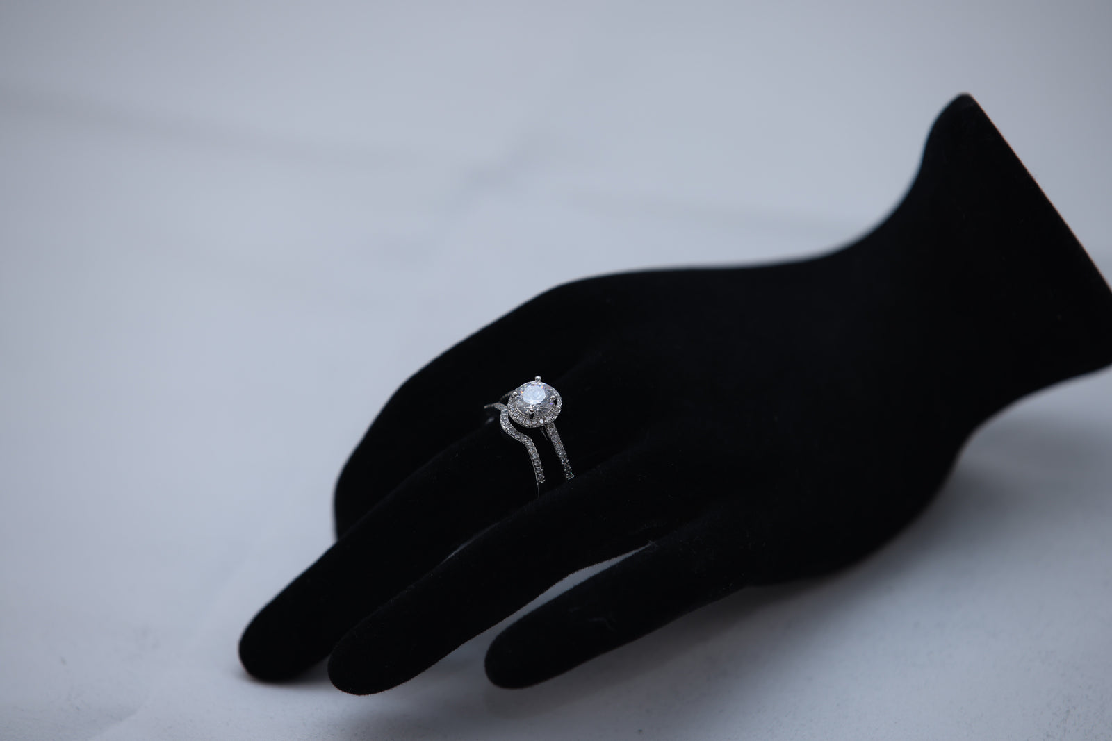 Cleo Ring