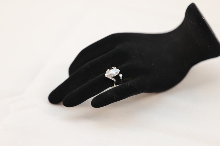 Artemis Ring