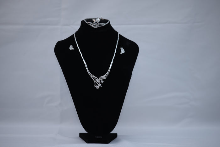 Heritage Jewelry Set