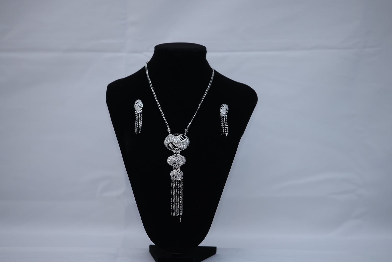 Legacy Jewelry Set
