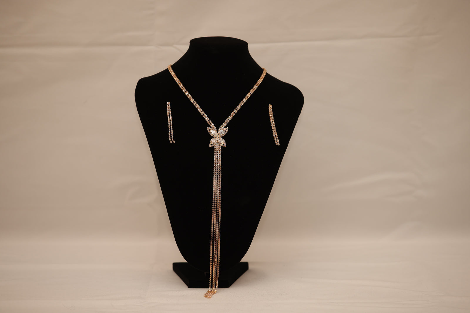 Regal Jewelry Set