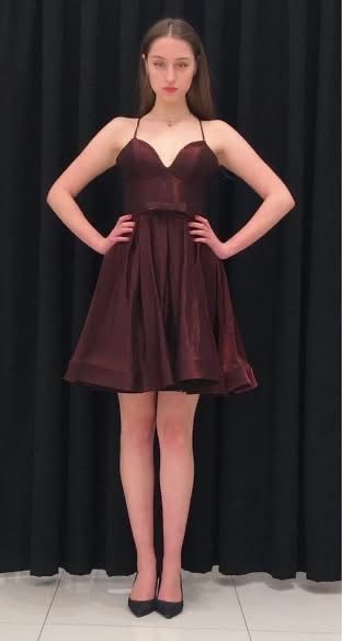 فستان سهرة أنيق من جي إس أورورا EE081