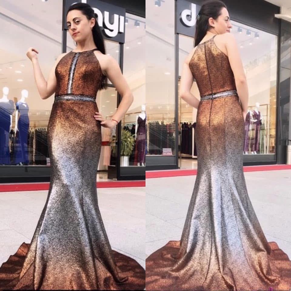 GS Luxe EE139 Elegant Evening Dress