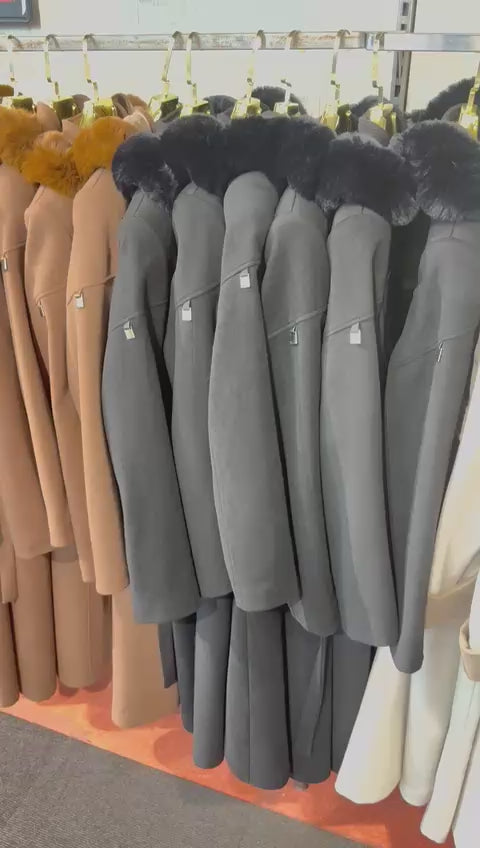 Model 1019 Women’s Coat