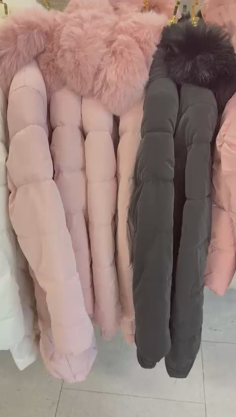 GY 916 Women’s Puffer Jackets