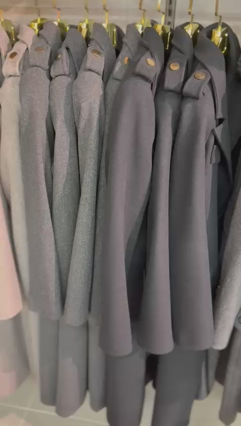 Modell 1047 Dam Lång Kappa